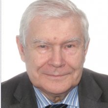 Профессор Астахов Ю.С., г. Санкт-Петербург, Россия.